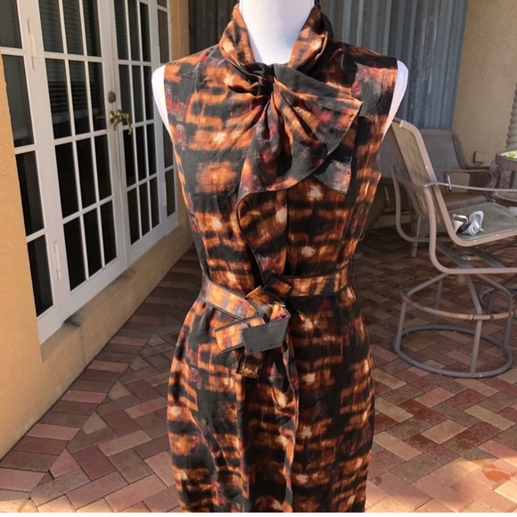 Elise Tahari shift dress - Picture 2 of 8